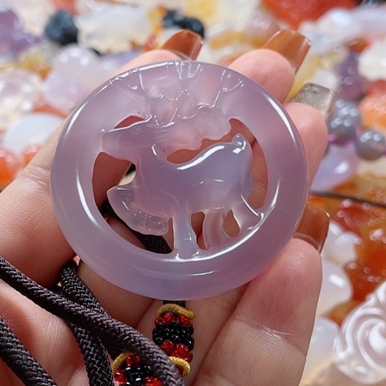 玛瑙/玉髓吊坠(赠链)未镶嵌爱**朵