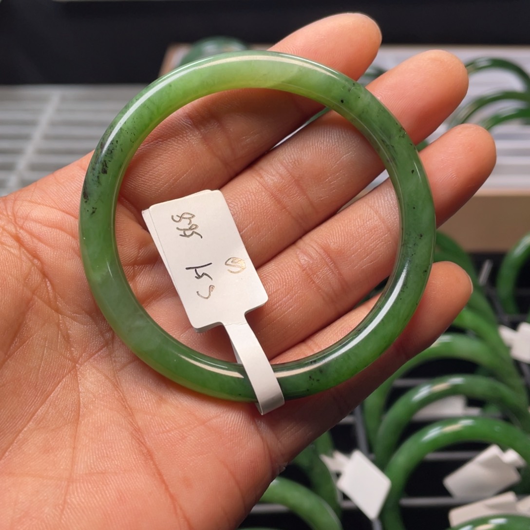 和田玉（碧玉）手镯未镶嵌