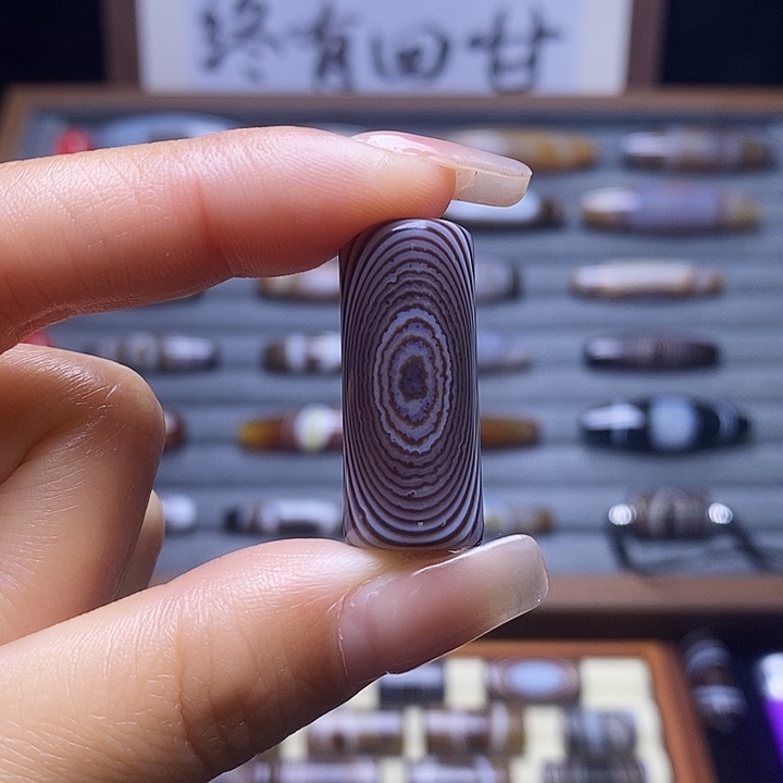 墨***竹玛瑙/玉髓未镶嵌颈饰