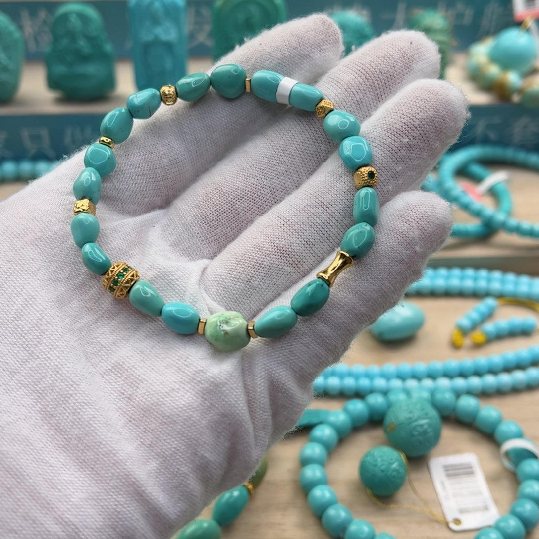 绿松石配饰未镶嵌