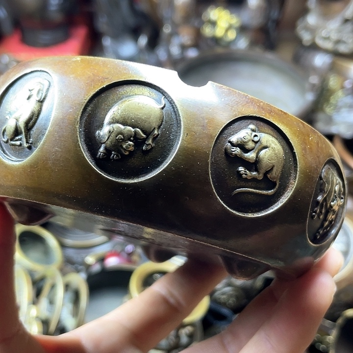 全是铜铜铜器铜器