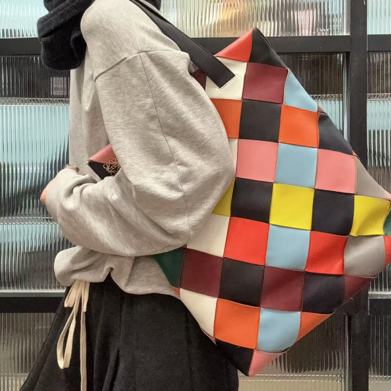 95新 LOEWE/罗意威 【蕾】 92 0244 七彩托特包