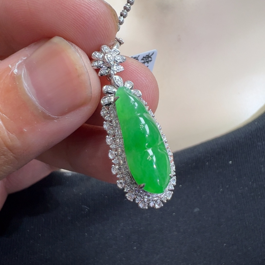 翡翠18K金镶嵌吊坠(不含链)