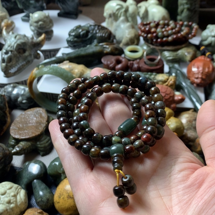 岫岩河磨玉（透闪石质玉）手链未镶嵌