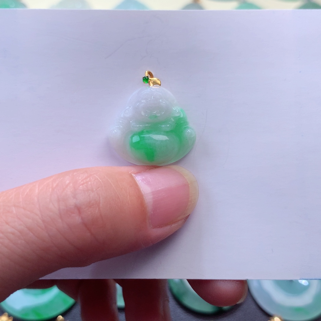 翡翠吊坠(不含链)18K金镶嵌