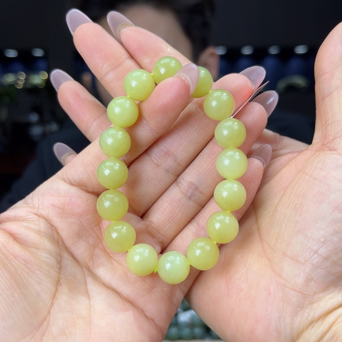 和田玉未镶嵌手串天然和田玉新疆若羌鸡油黄料12圆珠