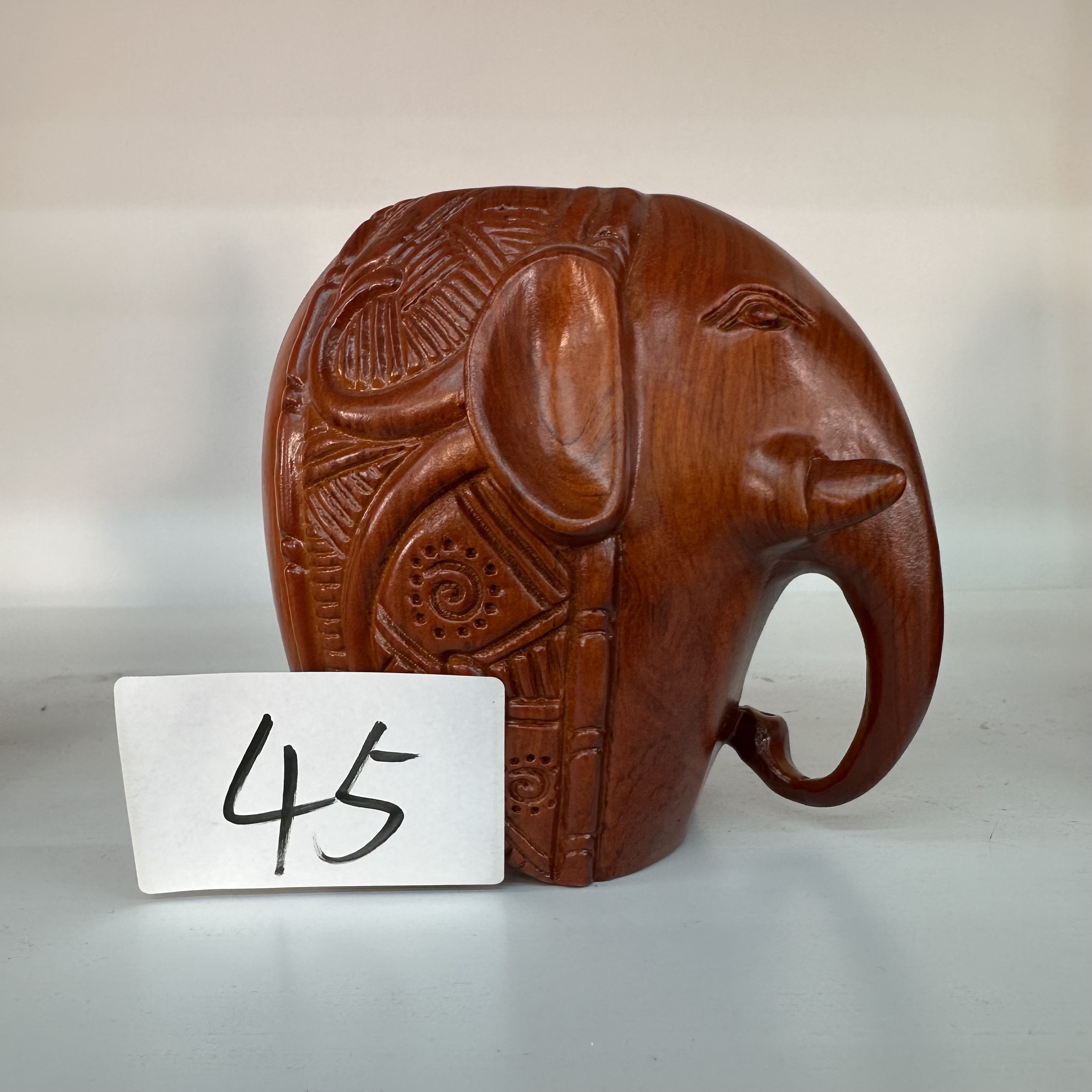 45【花梨木雕象笔筒】长14宽12高12cm（孤品竞拍摆件 介意微瑕勿拍）