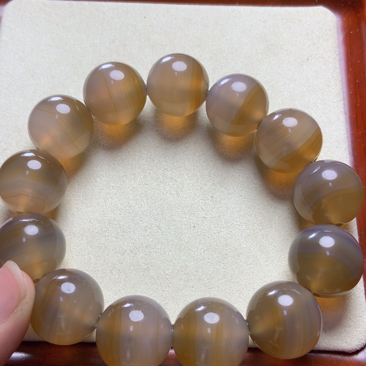 玛瑙/玉髓手串未镶嵌冰底 闪丝