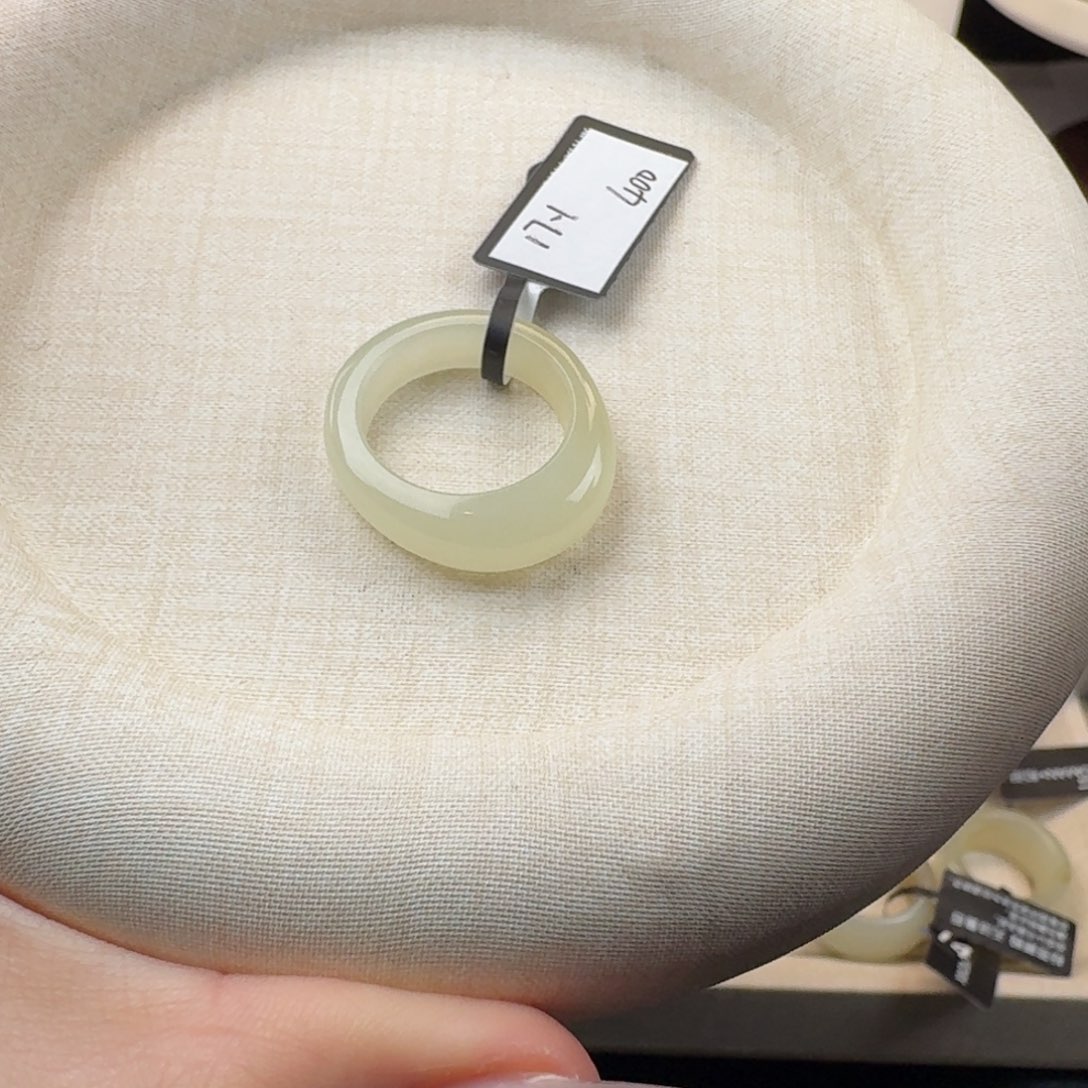 和田玉戒指未镶嵌1***6