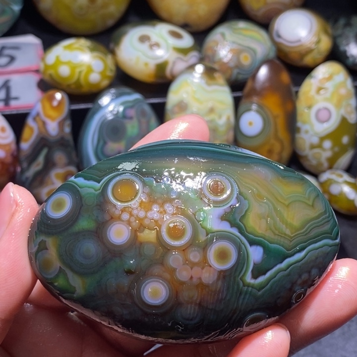 玛瑙/玉髓未镶嵌珠宝半成品45