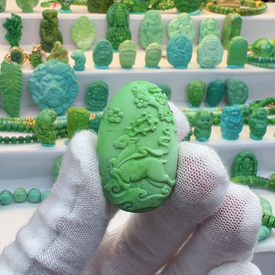 绿松石未镶嵌绿松石、主播何丽