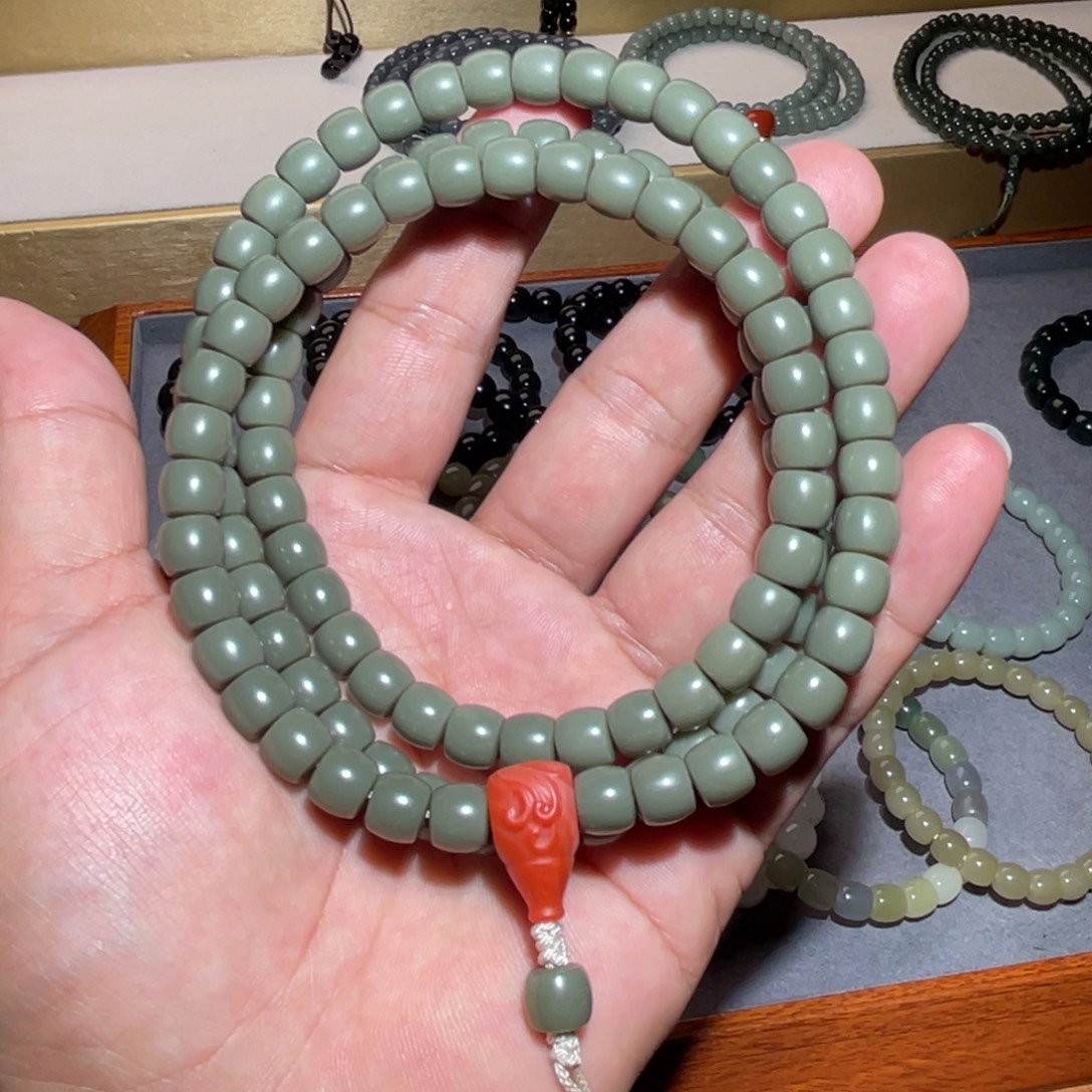 减***法和田玉未镶嵌手链