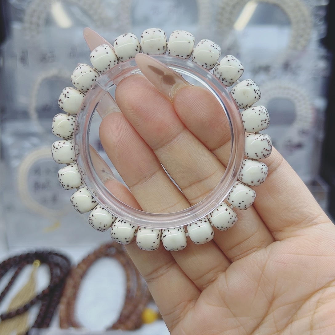 星月菩提吊坠丧**狂10*9河豚原生态