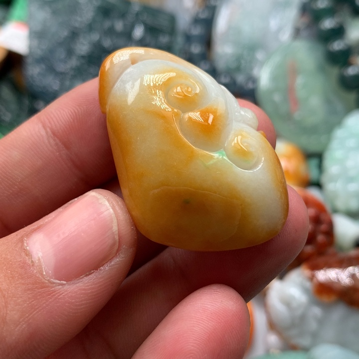 翡翠颈饰未镶嵌保真天然a货翡翠