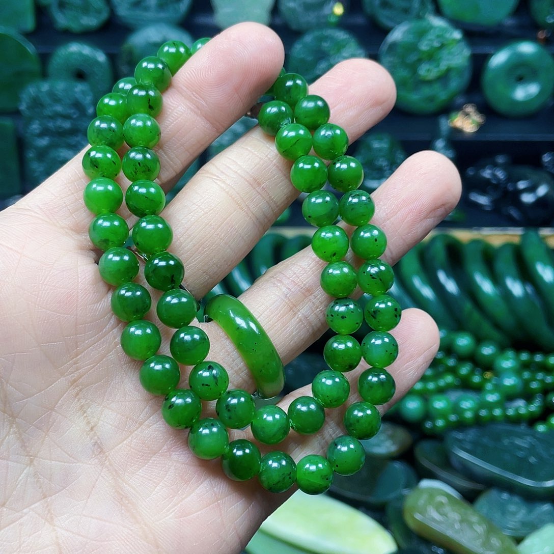 和田玉未镶嵌珠宝半成品