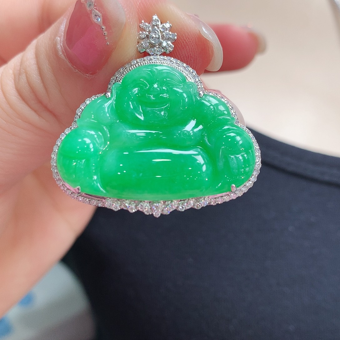 翡翠颈饰18K金镶嵌佛公