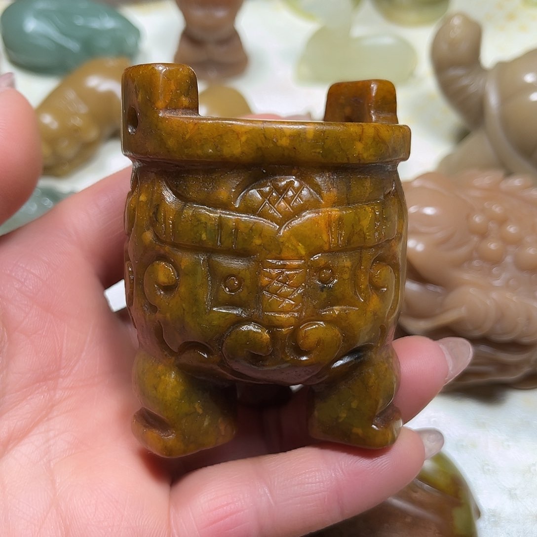 白玉菩提吊坠白玉菩提吊坠