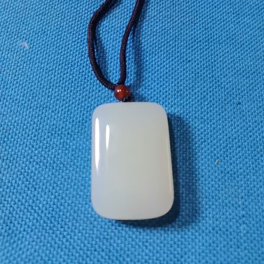 001--新人福利价！新疆精品青白25/38/10mm无事牌！