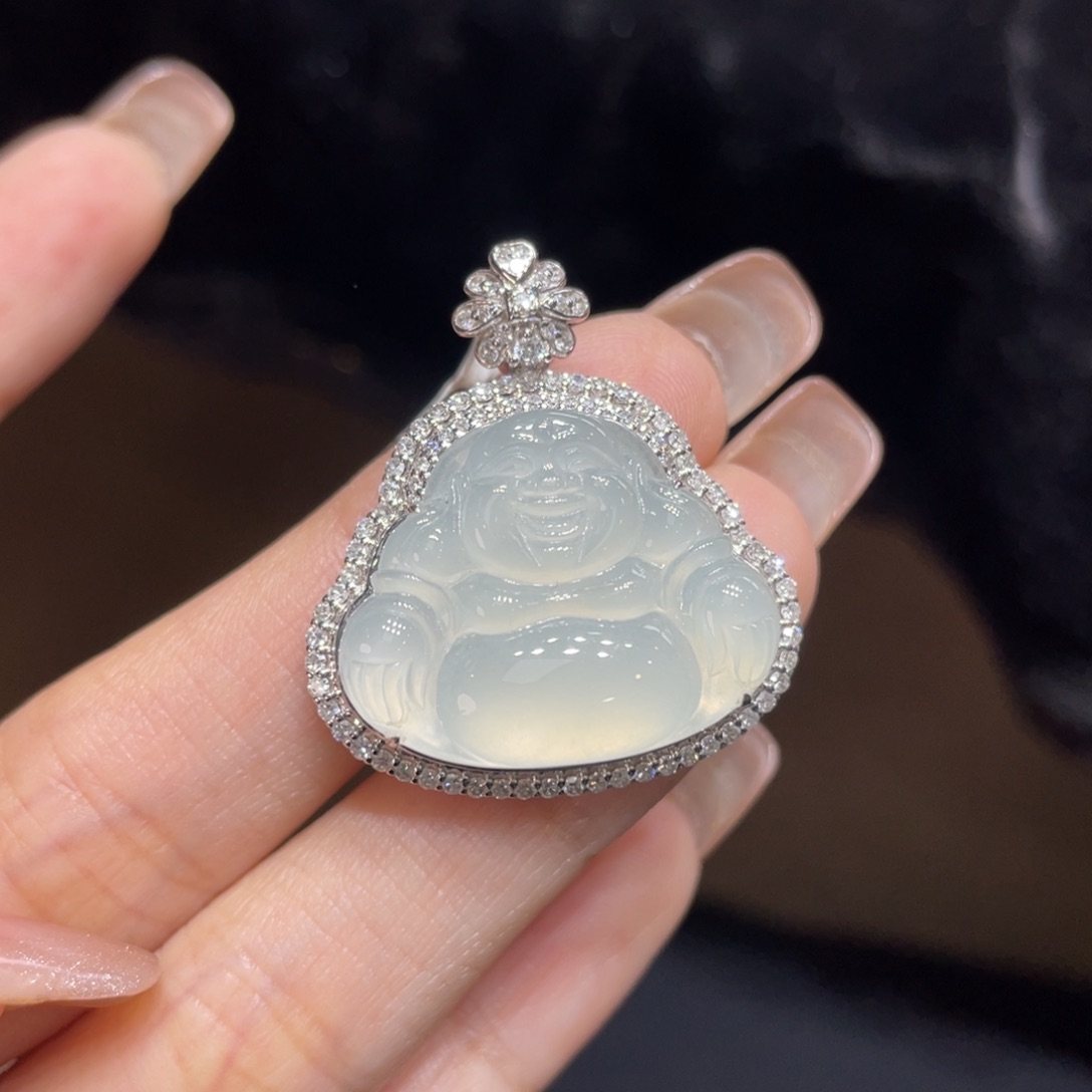 翡翠颈饰18K金镶嵌天然缅甸翡翠