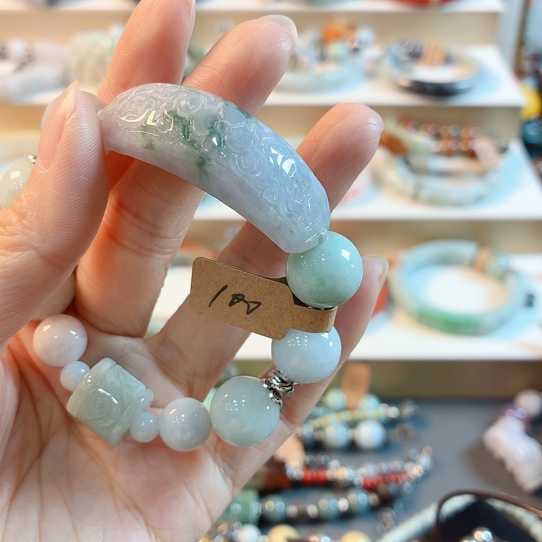 六***耳翡翠未镶嵌手链手串