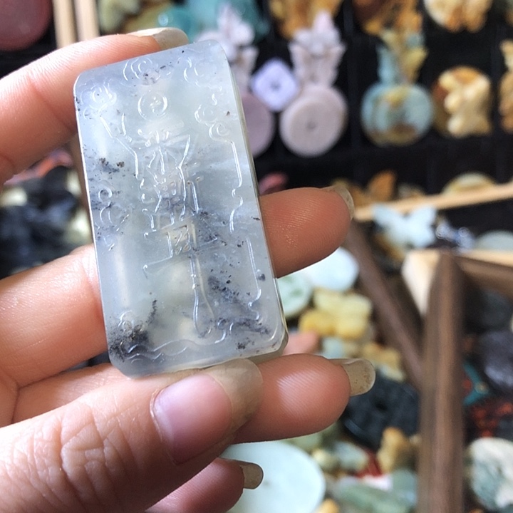 岫玉未镶嵌岫玉挂件