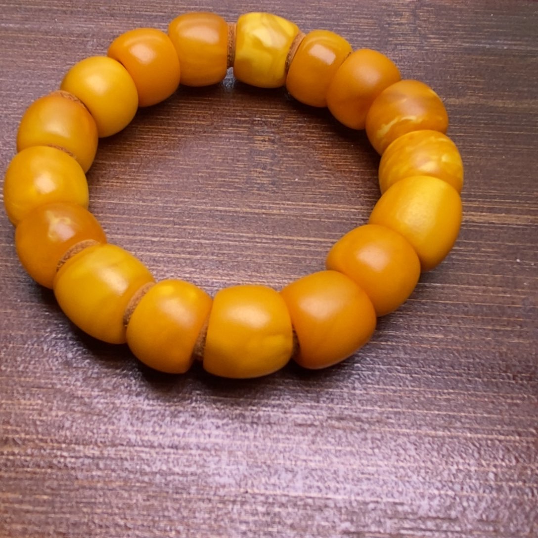 未镶嵌蜜蜡珠宝奇石保**默