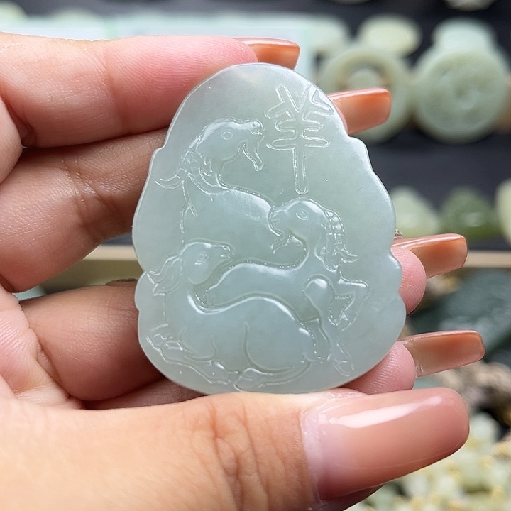 颈饰未镶嵌和田玉双面