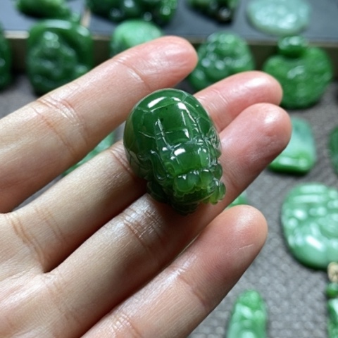 【闪购商品】颈饰未镶嵌和田玉