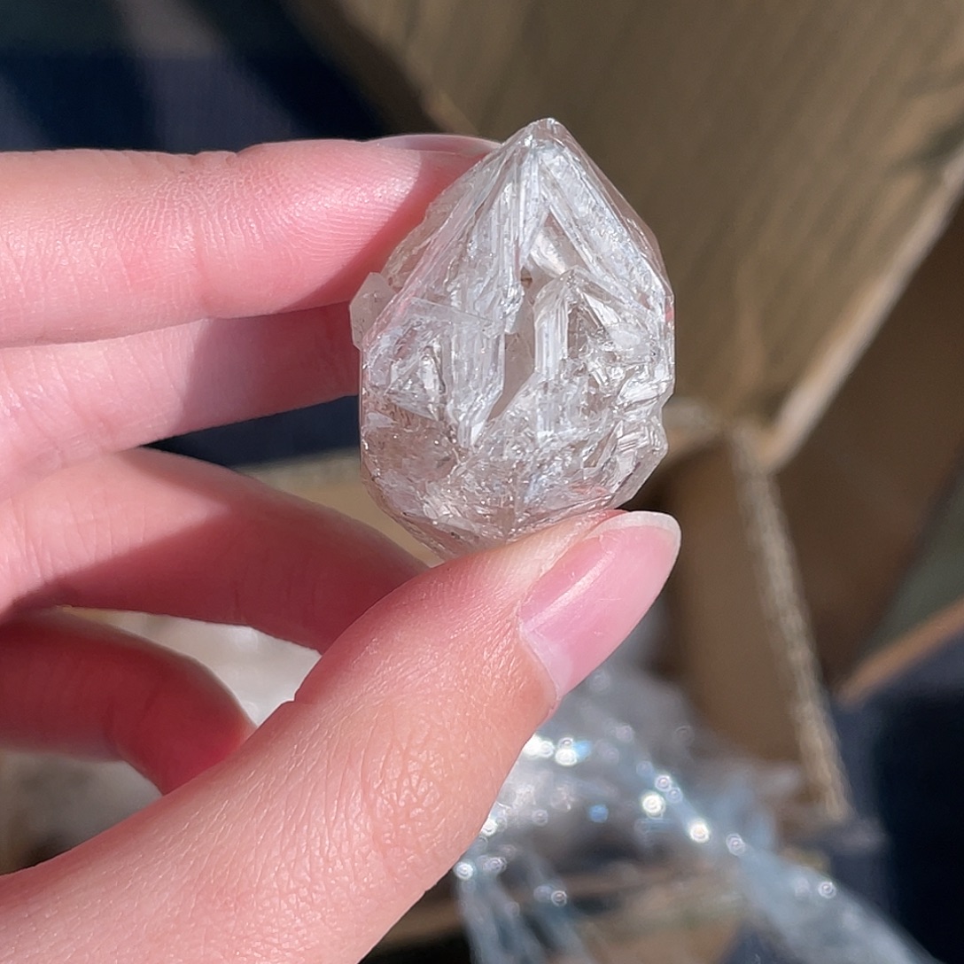 水晶手串未镶嵌白泥骸骨原石 106号