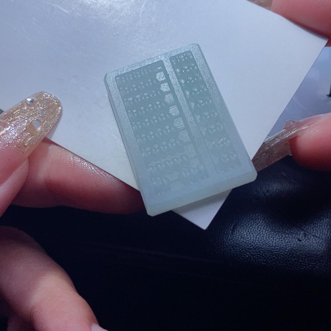 定制翡翠未镶嵌翡翠