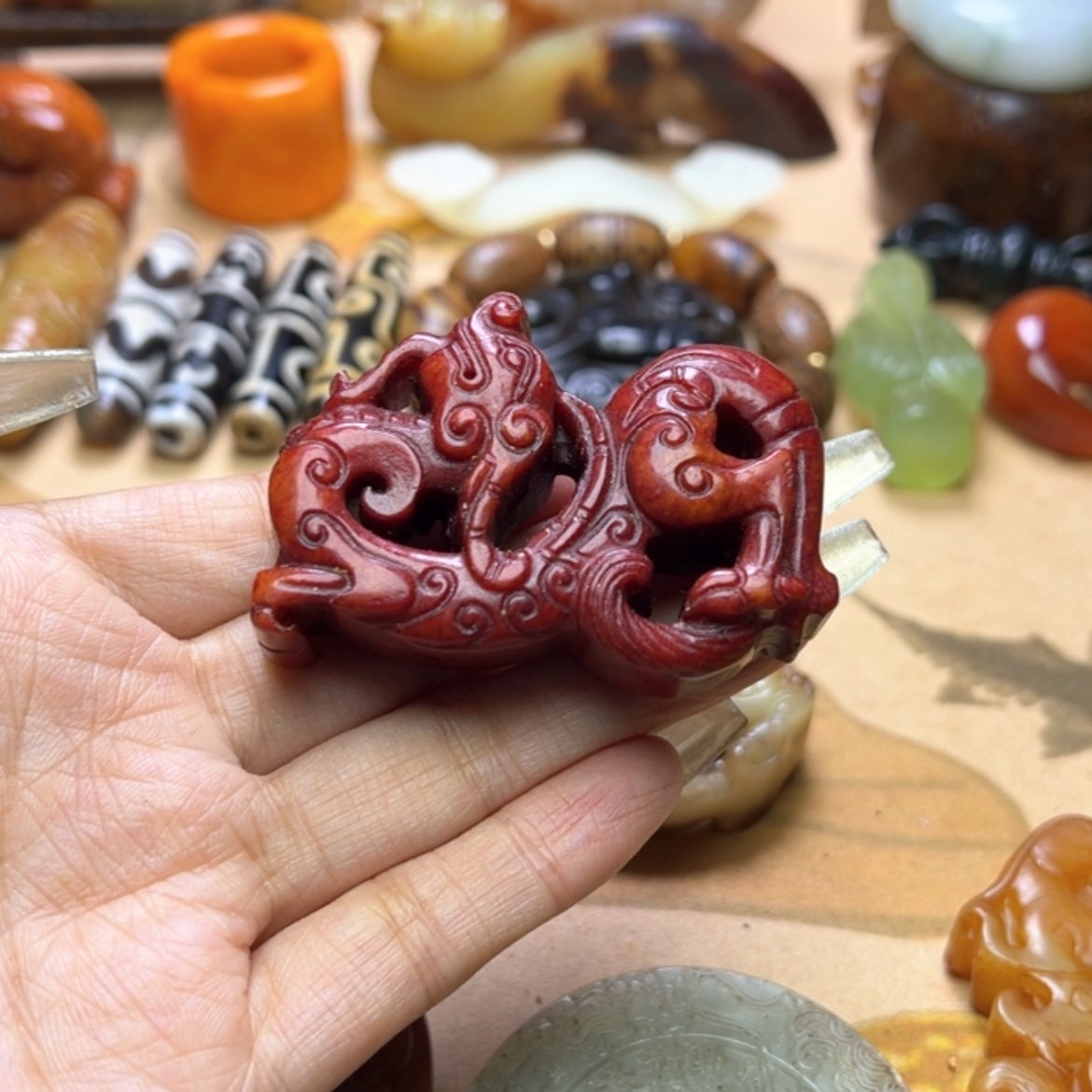 【闪购商品】蛇纹石玉颈饰未镶嵌