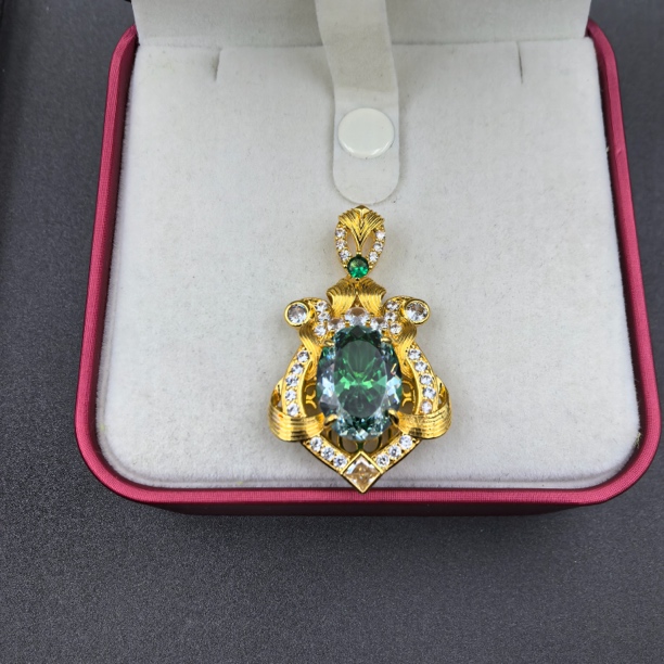    【经典永恒  光芒四射】 吊坠 GDJ9652