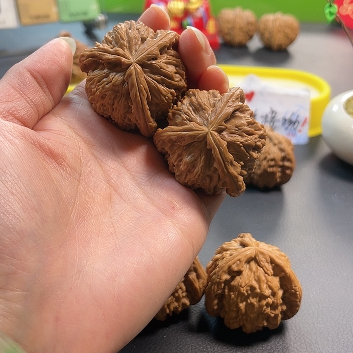 吴***救吊坠文玩核桃拼接白奔