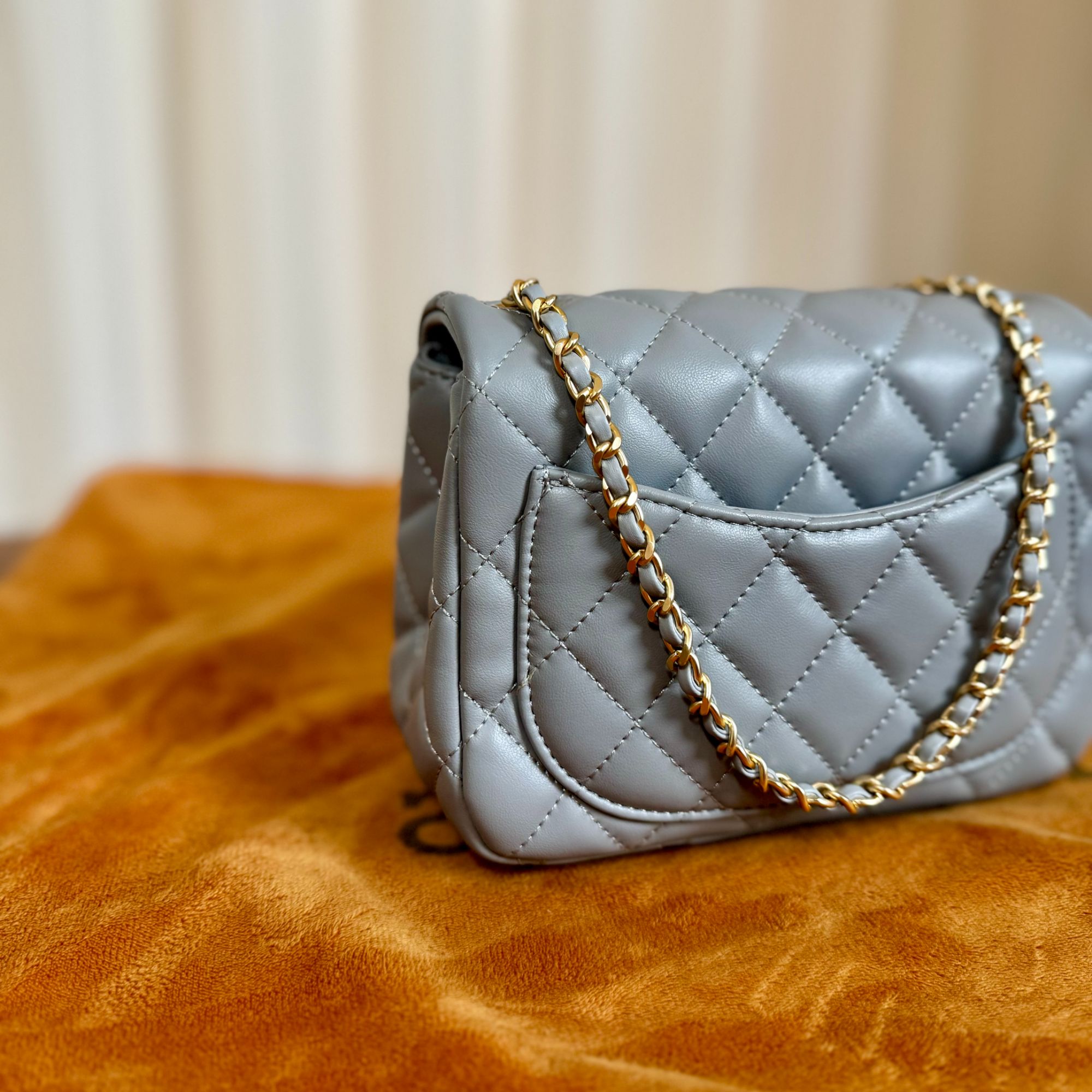 HIRMRIS手工真皮包550708-灰  小方胖金球香