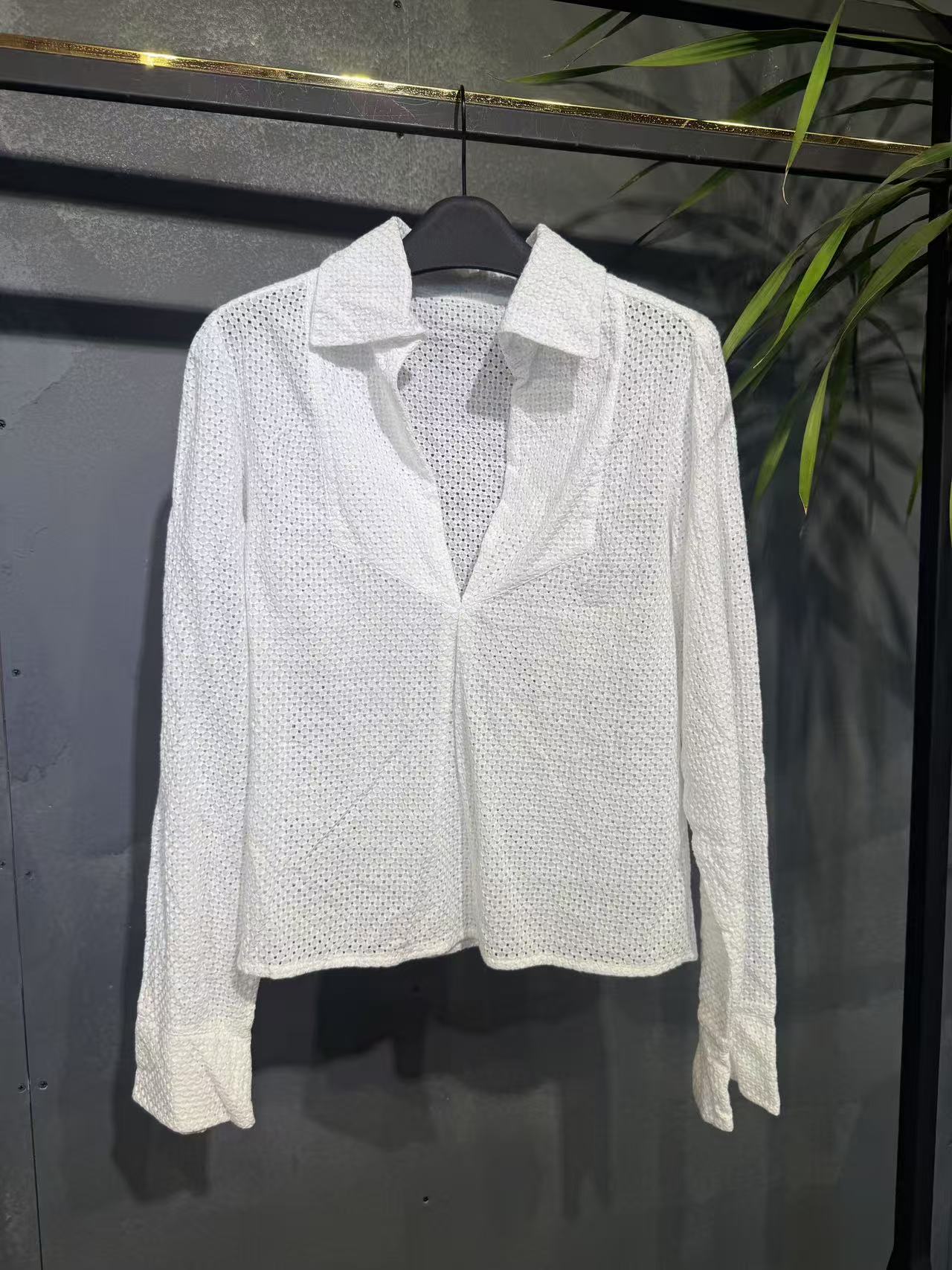 镂空精棉时尚白色小衫衬衫