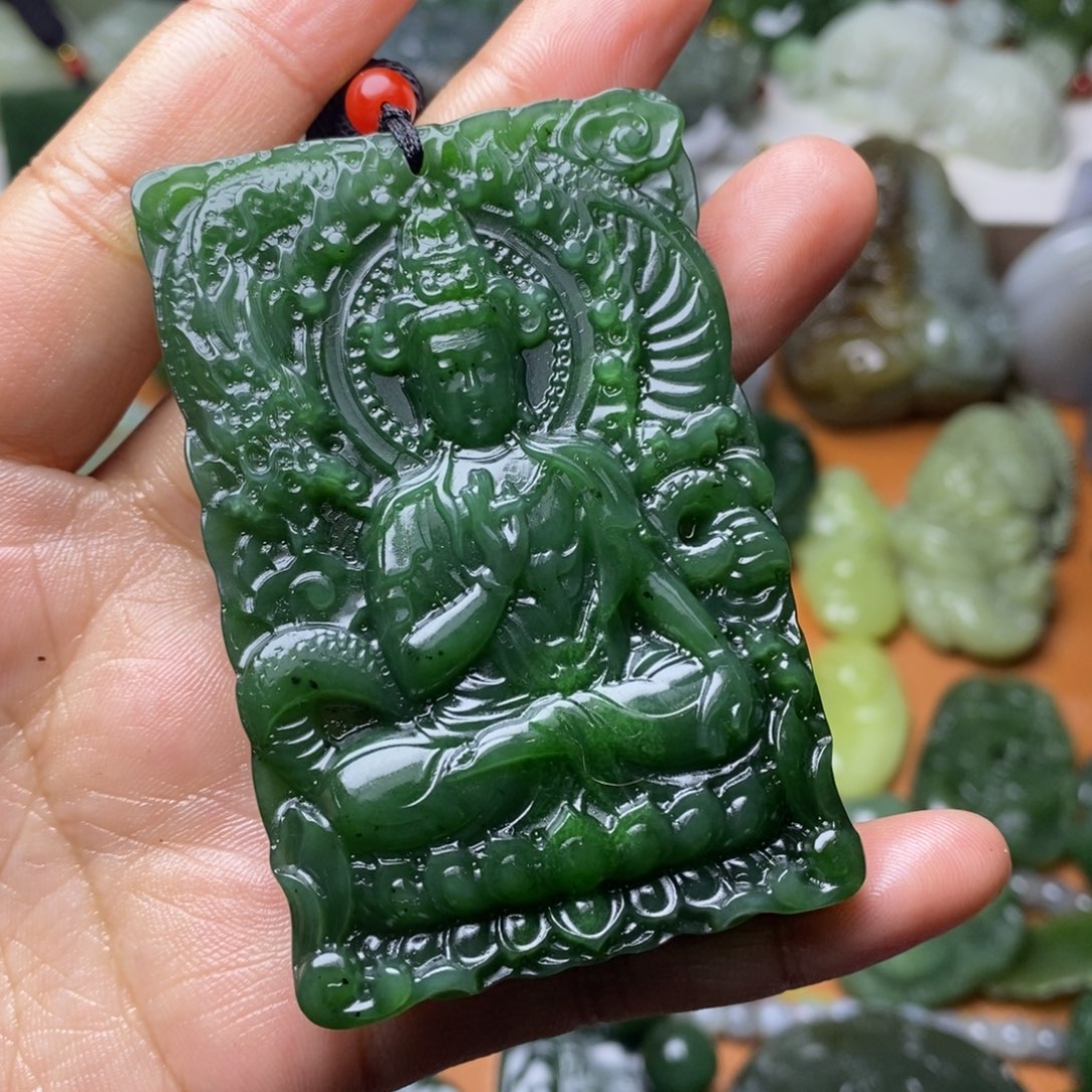 光***辉和田玉未镶嵌颈饰拍七发一630