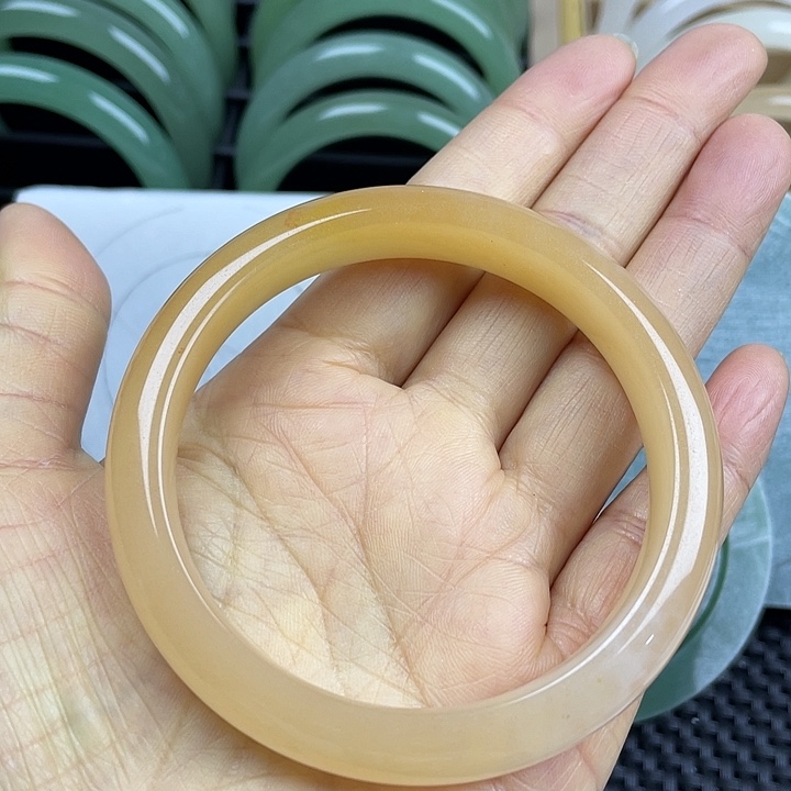 微***合石英质玉（金丝玉）未镶嵌手镯