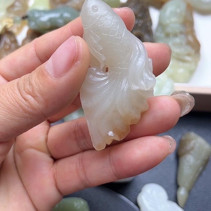 【闪购商品】颈饰未镶嵌和田玉