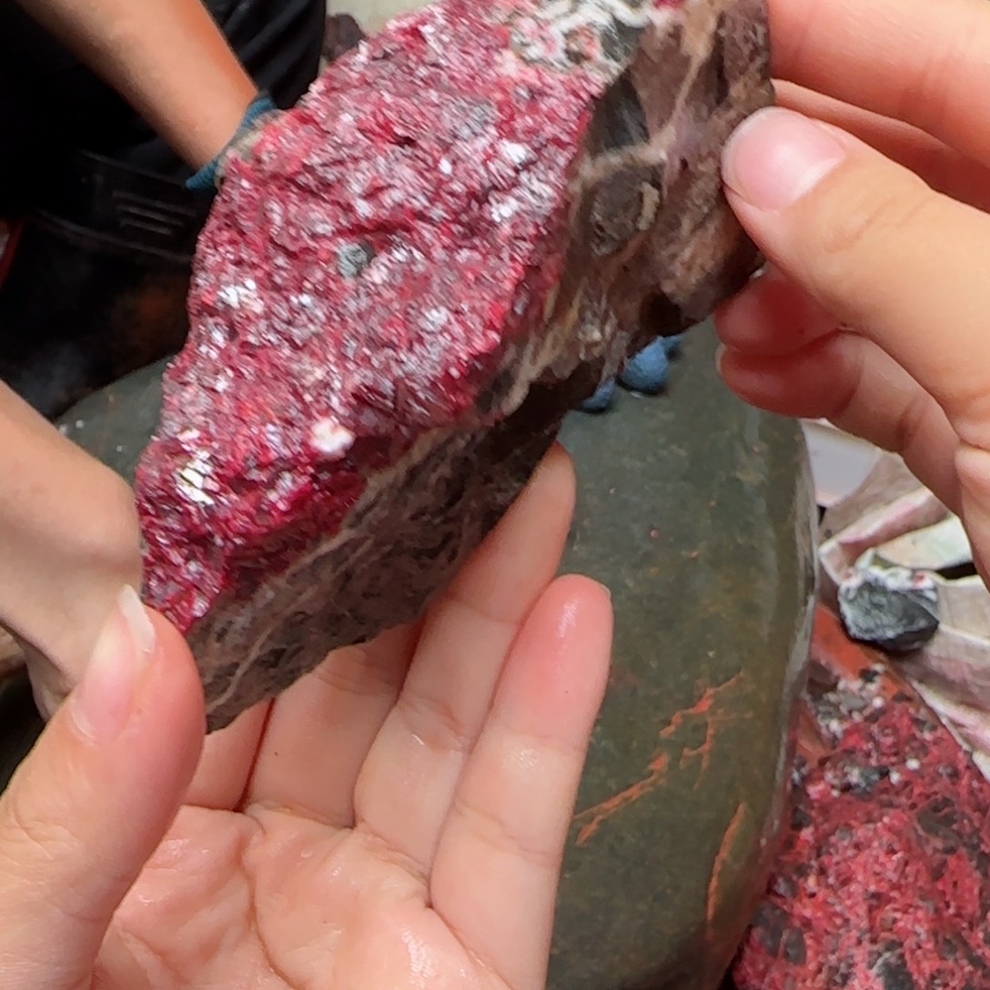 天然辰砂朱砂毛石头16