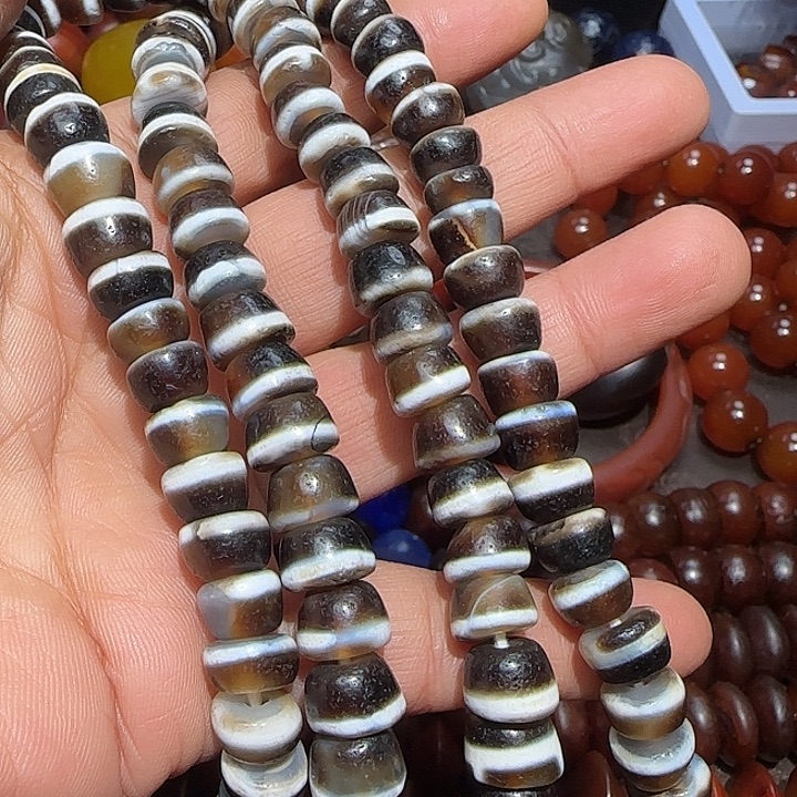 大***羊玛瑙/玉髓未镶嵌颈饰