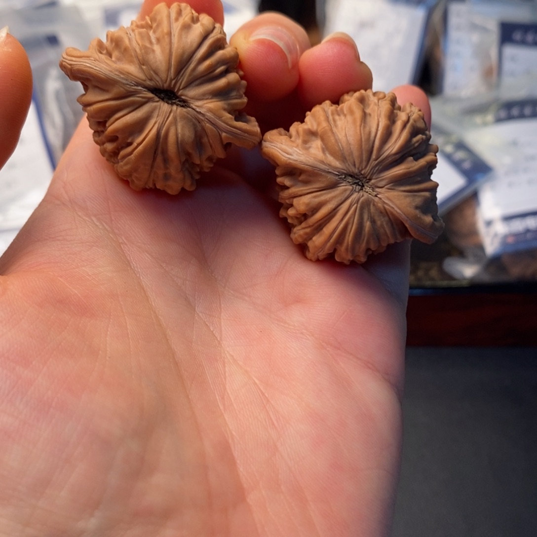 文玩核桃吊坠悇*。38汉高楼