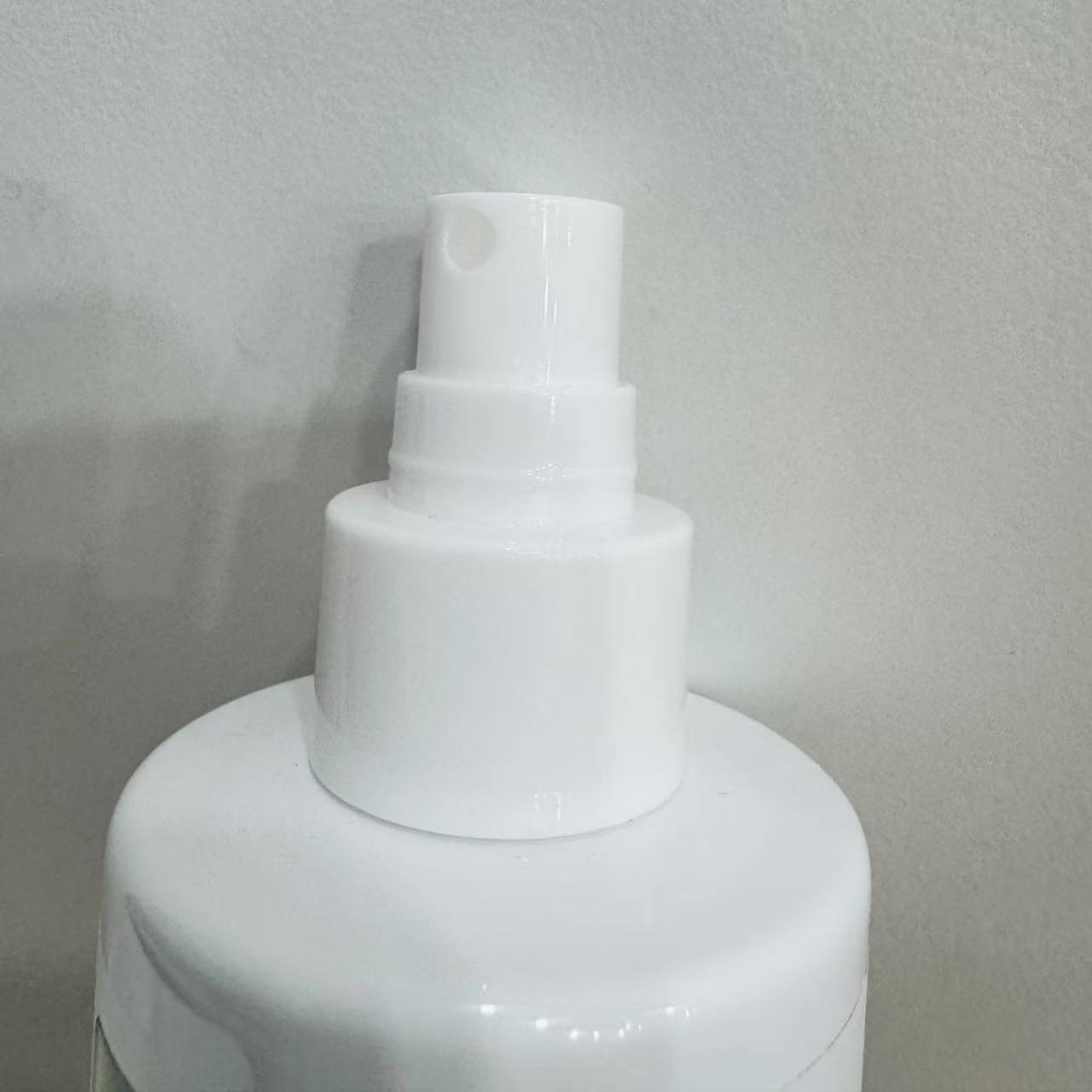 香水级别的衣物香氛喷雾