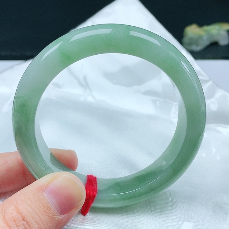 【闪购商品】翡翠手镯未镶嵌天然翡翠手镯