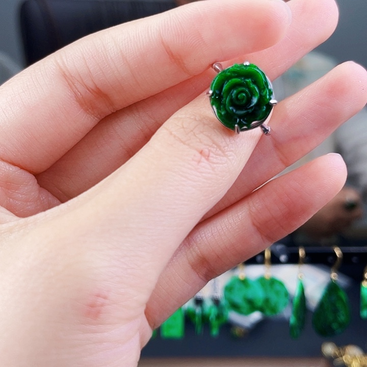 翡翠戒指银S925镶嵌饰品