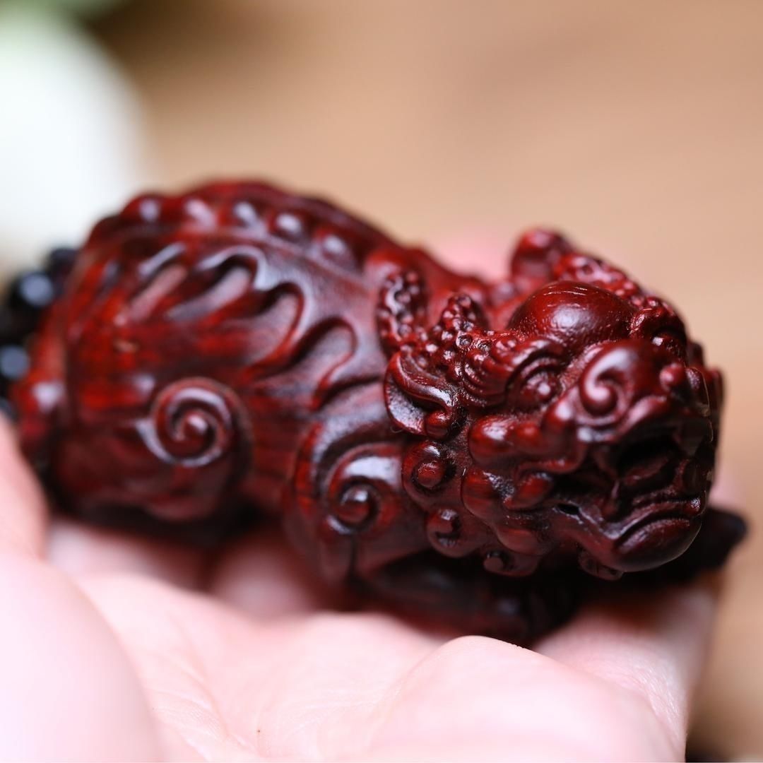 小叶紫檀木雕刻貔貅手把件挂件木质文玩工艺品摆件装饰品礼物配饰