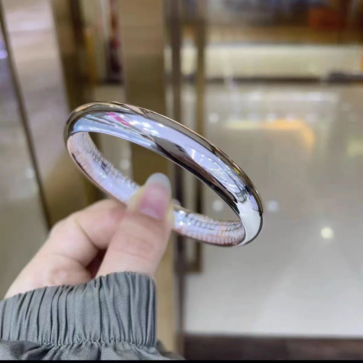 足银手镯 40号经典时尚光面泥鳅背心经银手镯