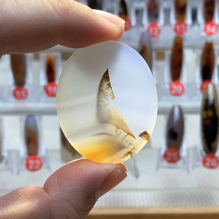 玛瑙/玉髓颈饰未镶嵌