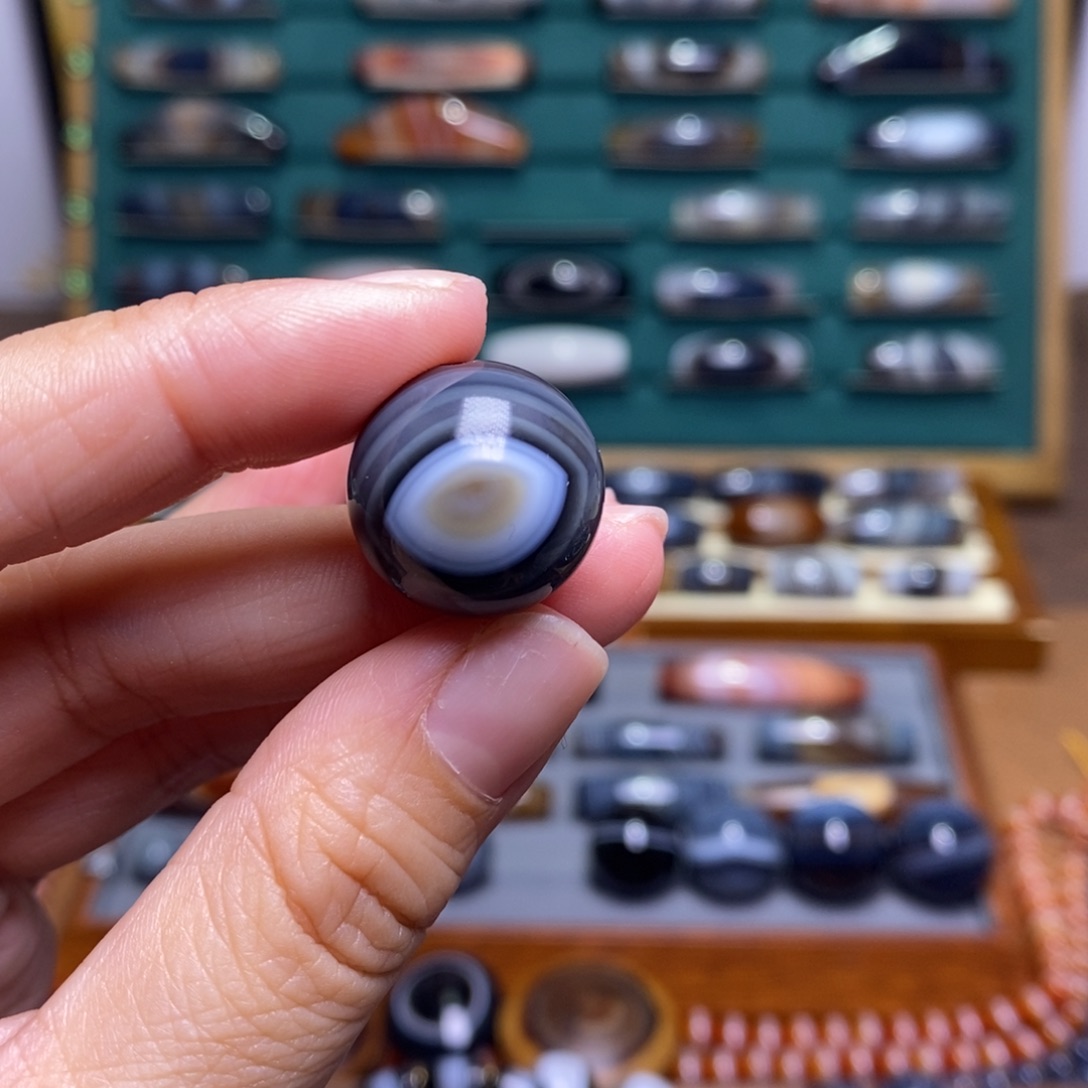 时***转玛瑙/玉髓未镶嵌珠宝半成品