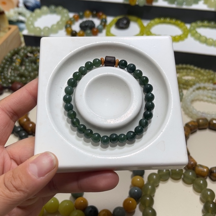 蛇纹石玉未镶嵌手链卡6