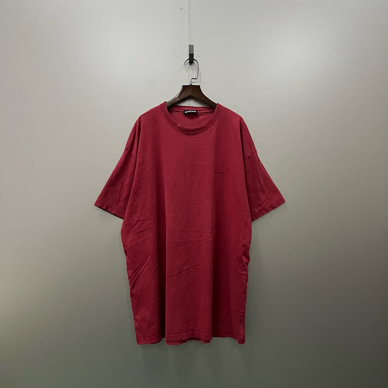 95新 Balenciaga/巴黎世家 红色小logo短袖 XL码/5000/